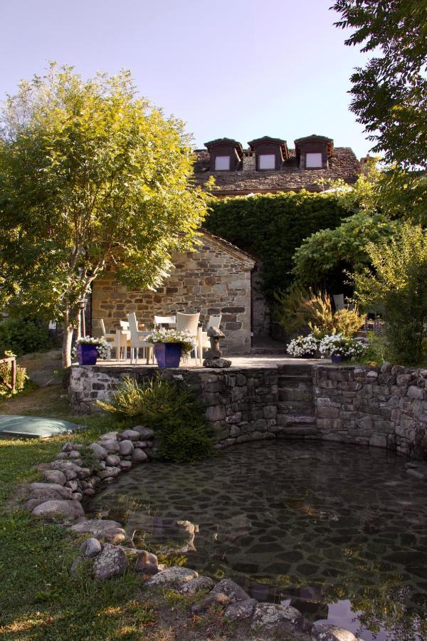 Borgo Casale Pension Albareto  Buitenkant foto