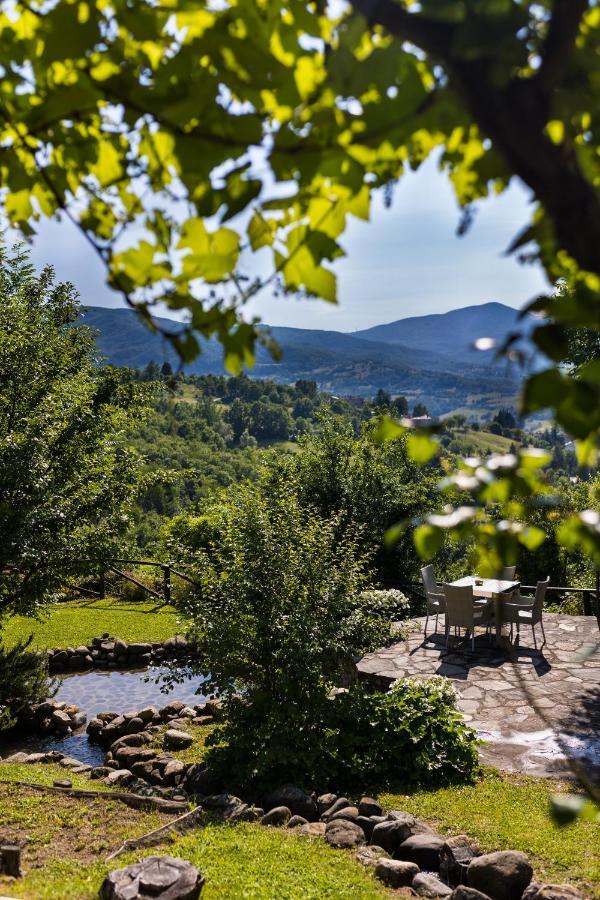 Borgo Casale Pension Albareto  Buitenkant foto