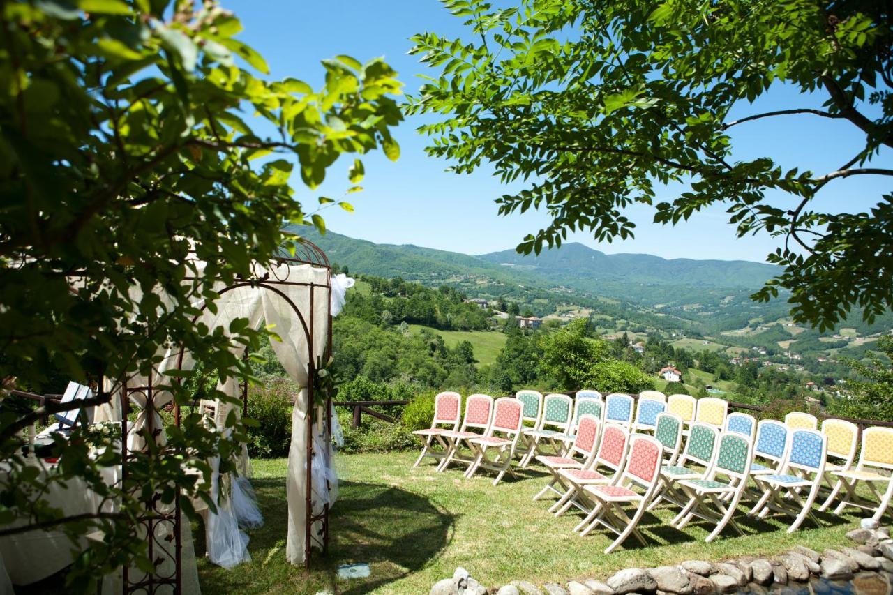 Borgo Casale Pension Albareto  Buitenkant foto