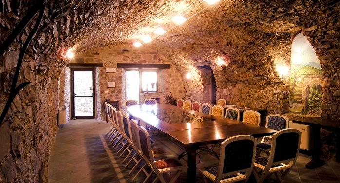 Borgo Casale Pension Albareto  Buitenkant foto