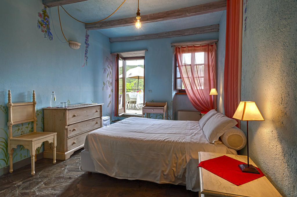 Borgo Casale Pension Albareto  Kamer foto